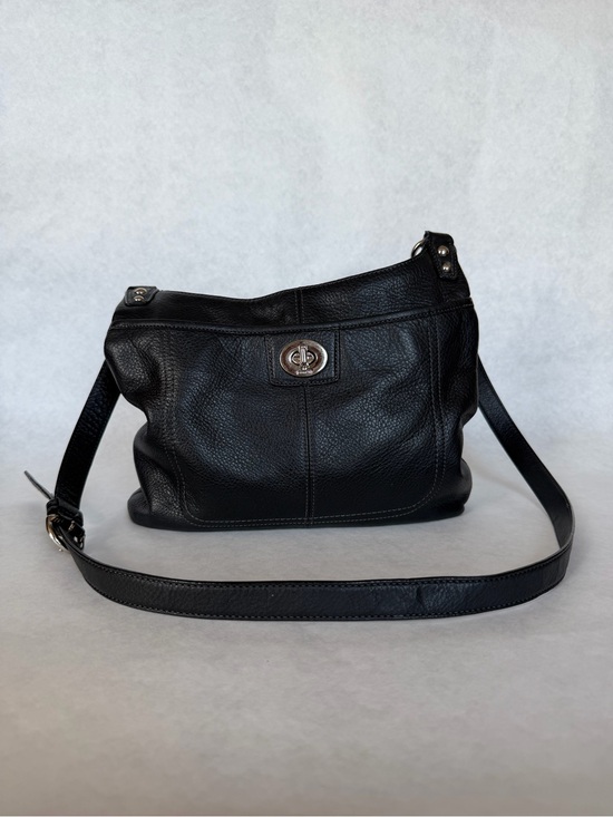 Coach Handbags - Coach Penelope F19265 Black Pebbled Leather Turnlock Crossbody Bag